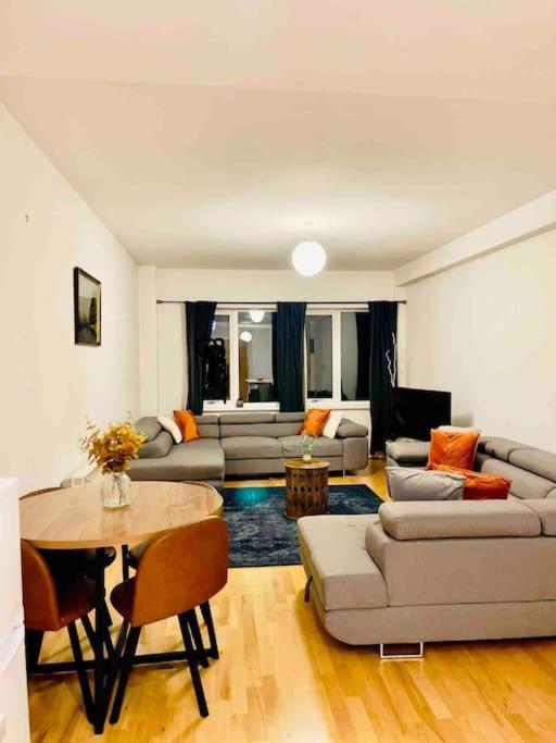 Beautiful Central Open Plan Living! Manchester Zewnętrze zdjęcie